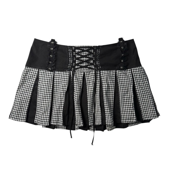 Tripp NYC Lace Detail, Plaid Mini Skirt - Picture 1 of 2